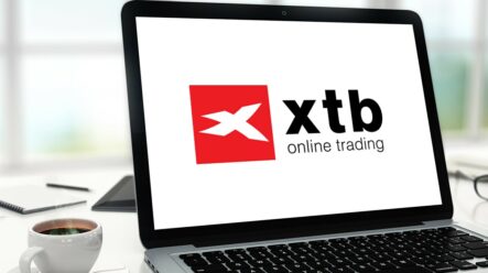 Výsledky brokerské společnosti XTB za rok 2021: 189 tisíc nových zákazníků a zisk 52 milionů euro