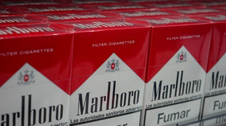 Zisk tabákové společnosti Philip Morris se během pololetí vyšplhal na dvě miliardy