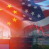 TIP: Akcie čínských firem klesají. Trump zvažuje zrušení jejich povolení k obchodování na amerických burzách