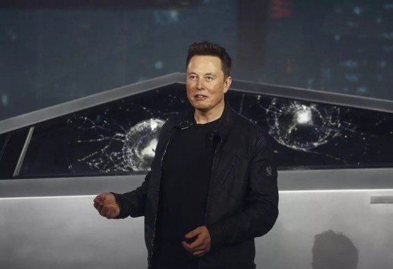 Elon Musk a Cybertruck
