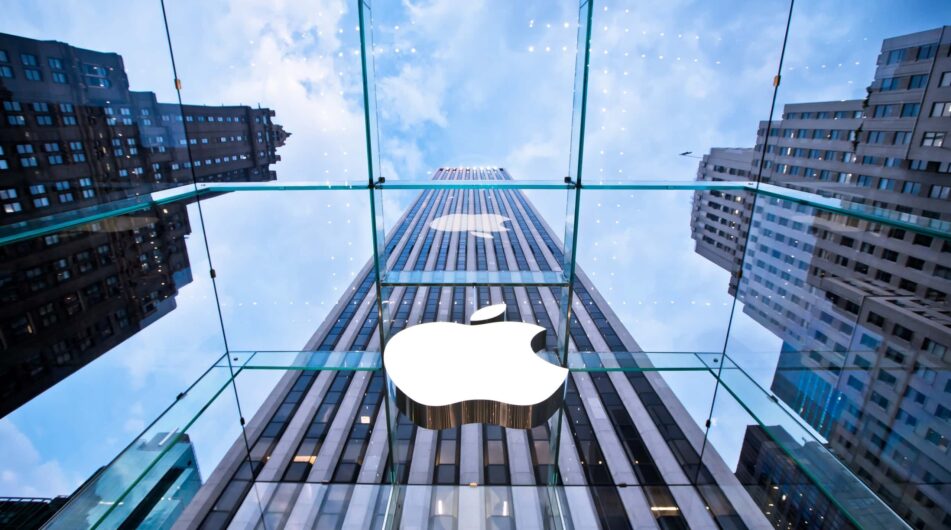 Apple roste navzdory výzvám: Hodnota společnosti opět vystřelila nad 3 biliony dolarů!