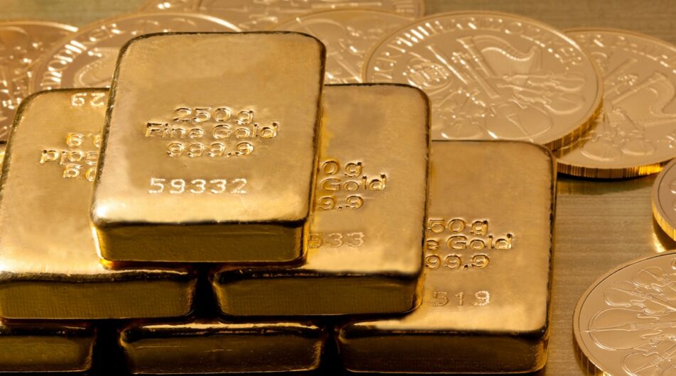 Zlato se drží nad 1 450 USD, ale riziko jeho pádu je stále ve hře