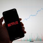 Akcie Netflix zažívají zlaté časy – kde se zastaví jejich růst?