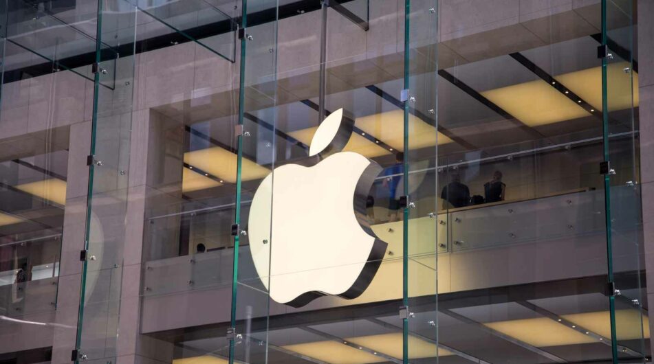 Pomsta Saudi Aramco – Apple je opět největší společností světa