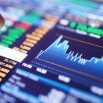 Cestou ven z krize může být strategie pečlivého vybírání podhodnocených akcií a zbavování se předražených titulů.