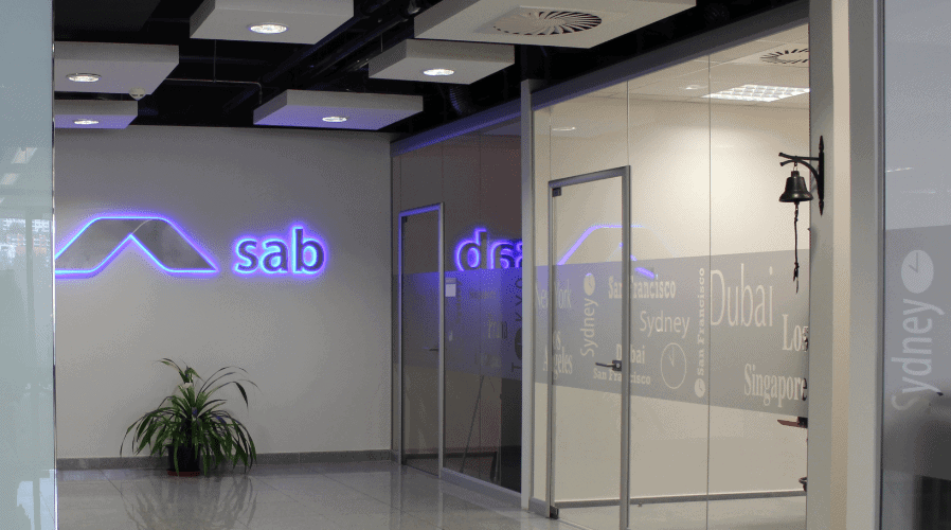 Česká společnost SAB Finance dnes vstupuje na Pražskou burzu – ve hře je velmi zajímavá dividenda!