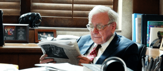Warren-Buffet-9-devet-knih-pro-investory-ktere-doporucuje-reading