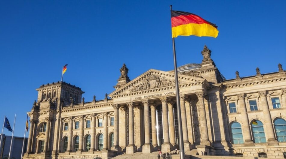 V Německu se budou snižovat daně – Vláda chce pomoci lidem kvůli vysoké inflaci