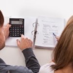 <strong>Přečtěte si:</strong> <a href="https://finex.cz/rubrika/osobni-finance/">Jak se starat o své peníze v roce 2023? Velký přehled + tipy.</a>