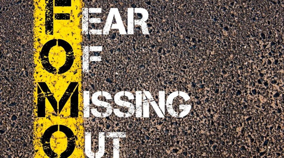 FOMO ničí vaše investice. Proč se lidé bojí, že prošvihnou příležitost?