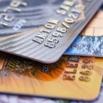<strong>TIP:</strong> <a href="https://finex.cz/jaky-je-rozdil-mezi-kreditni-a-debetni-kartou/">Jaký je rozdíl mezi kreditní a debetní kartou? Poznejte jejich funkce, výhody a nevýhody.</a>