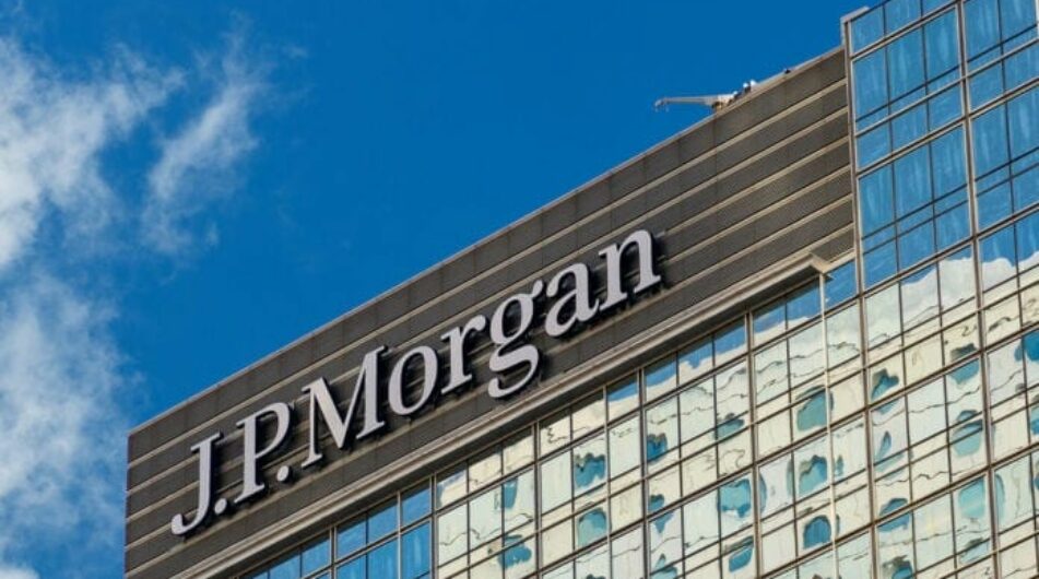 JPMorgan bije na poplach před recesí! Zhroutí se akcie?