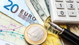 koruna-dolar-euro-forex-CZK-USD-EUR-kalkulacka-pero