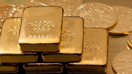 Zlaté spoření – Jak ochránit peníze před inflací? Vyplatí se spořit do zlata? Jak spoření funguje?