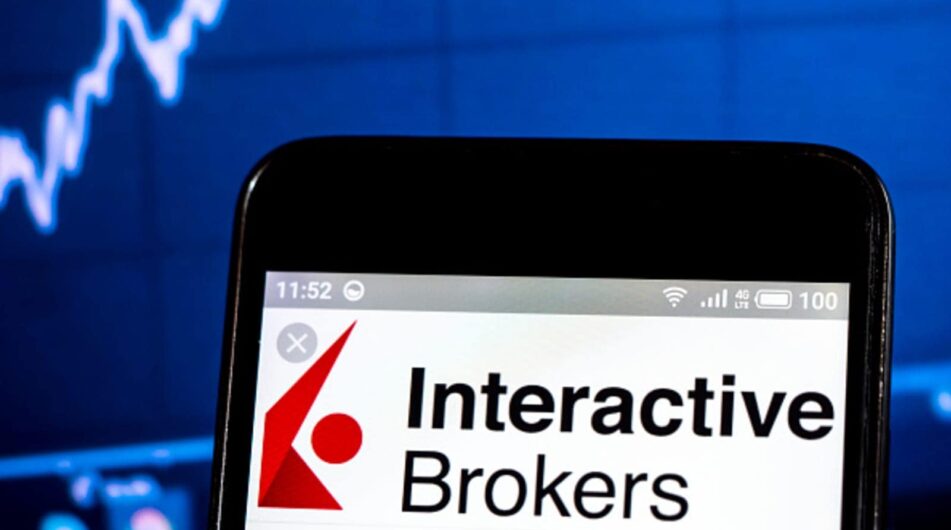 Interactive Brokers představuje jednoduchou mobilní aplikaci pro globální obchodování s akciemi