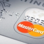 <strong>INFO</strong>: Sjednání karet je zdarma, vedení MasterCard Standard stojí 65 Kč měsíčně, MasterCard Gold 350 Kč měsíčně.