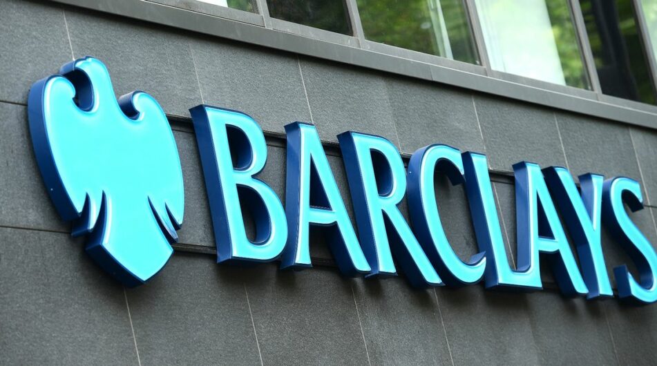 Akcie Barclays se nacházejí v dlouhodobém růstu, ale i tak jsou “na hony” vzdáleny svým maximům