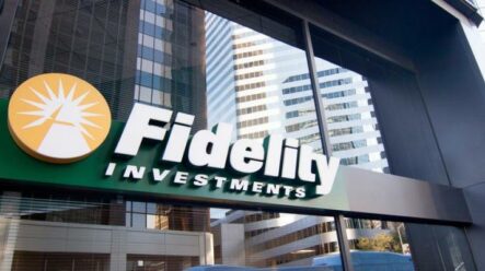 Fidelity Investments spustí v Kanadě fond, jenž umožní obchodování a úschovu kryptoměn