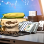 <strong>Přečtěte si více:</strong> <a href="https://finex.cz/infrastrukturni-plan-v-usa-prinese-vyrazne-zdrazeni-komodit/">Infrastrukturní plán v USA: Přinese výrazné zdražení komodit?</a>