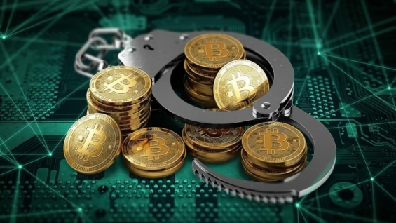 mince bitcoin v poutech