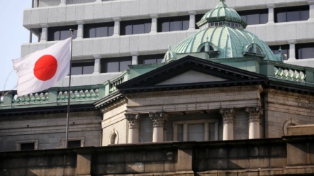 Bank of Japan končí éru negativních úrokových sazeb. Co to znamená pro vaše peníze?
