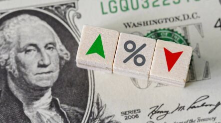 Americký Fed zvýšil sazby na 15leté maximum. Je nyní správný čas koupit dluhopisy?
