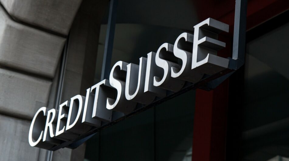 Bankovní rošáda století UBS přebírá Credit Suisse