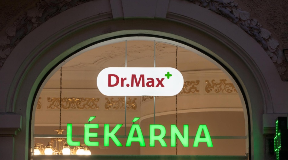 Dr. Max vydává dluhopisy za miliardy a expanduje dále do Evropy
