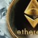 Ethereum v týdnu již ztratilo 15 % své hodnoty a kleslo pod hranici 3 300 USD! Rostoucí zájem institucionálních investorů však naznačuje dlouhodobý potenciál