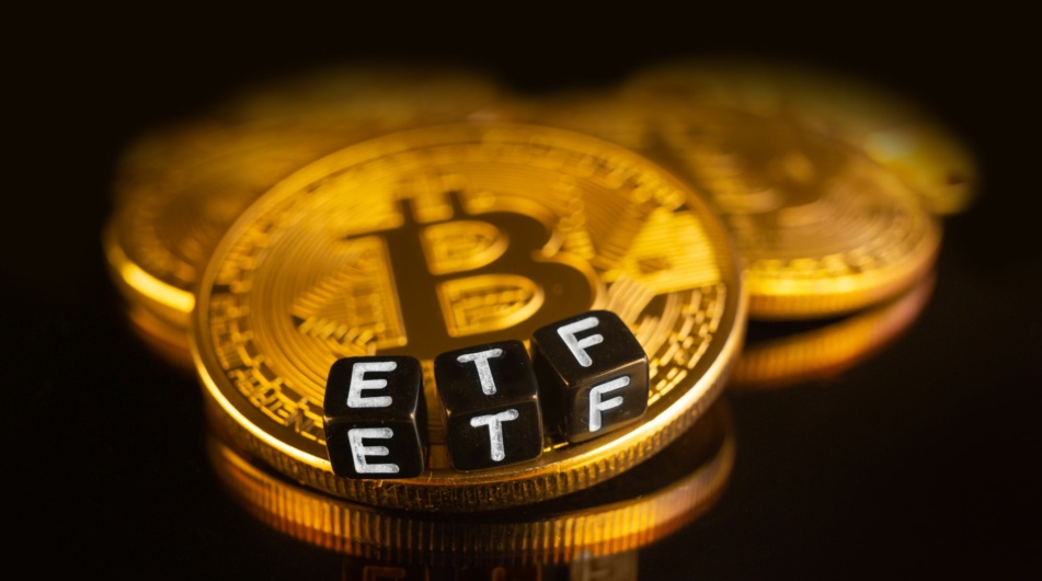 Již zítra bude rozhodnuto o ETF Bitcoinu. Žadatelé zveřejnili poplatky