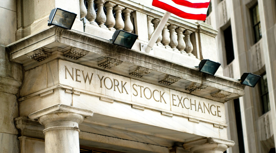 Varování: Investoři bezhlavě nakupují americké akcie! Nafukuje se bublina?