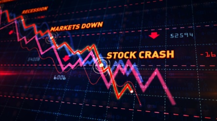 Analytici JPMorgan varují před “bleskovým krachem” akcií. Spouštěčem mají být akcie Apple a Tesla