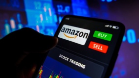 Půjdou akcie Amazon ke dnu? Gigant musí čelit nečekané hrozbě