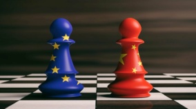 Další čínská automobilka válcuje obry z EU! Jsou její akcie dobrá investice?