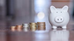 3 investice, 3 příběhy: Která z těchto akcií se vám vyplatí nejvíce?