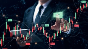 Index S&P 500 se zhroutil o 20 % a pak vystřelil vzhůru! Co říká 100 let historie?