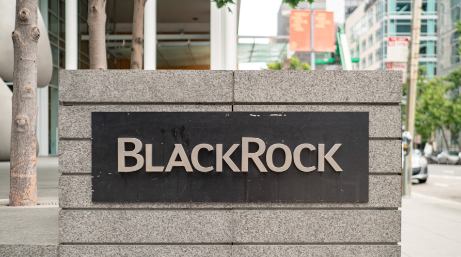 Proč BlackRock v roce 2026 sází na blockchain, kryptoměny a tokenizaci?
