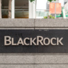 Proč BlackRock v roce 2026 sází na blockchain, kryptoměny a tokenizaci?