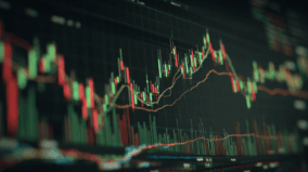 Tyto akcie jsou nejlevnější za 5 let. Luxusní značka přitom vydělává nejvíce v historii